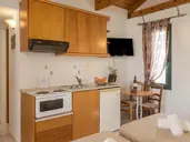 Irida Apartments