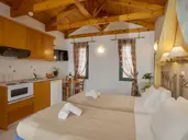 Irida Apartments