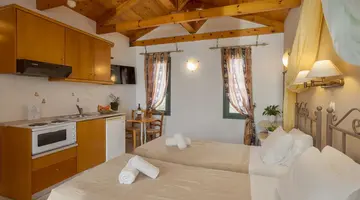 Irida Apartments