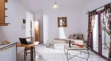 Irida Hotel Apartments