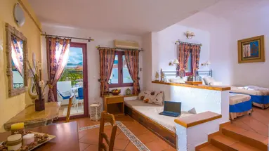 Irida Hotel Apartments