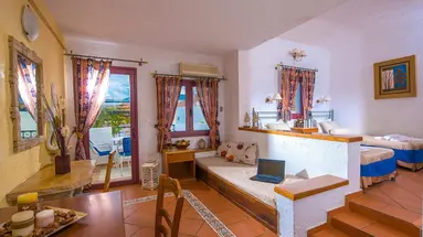 Irida Hotel Apartments