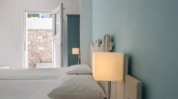 Iris Boutique Hotel