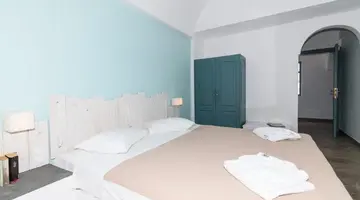 Iris Boutique Hotel