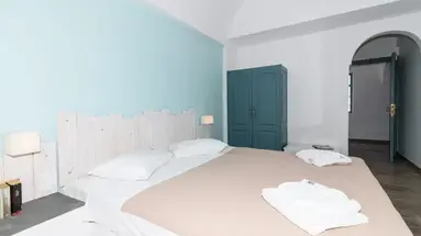 Iris Boutique Hotel