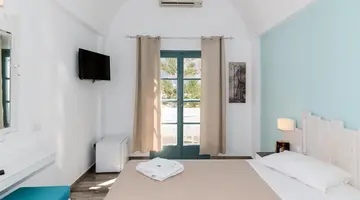 Iris Boutique Hotel