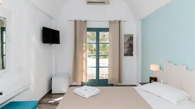 Iris Boutique Hotel