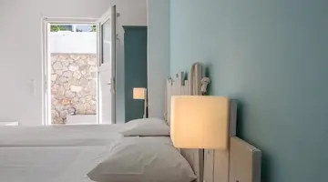 Iris Boutique Hotel