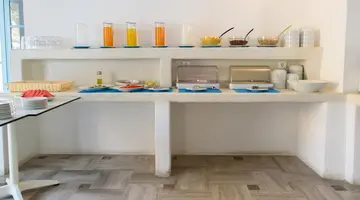 Iris Boutique Hotel