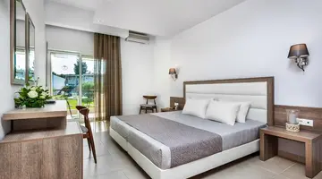 Iris Hotel