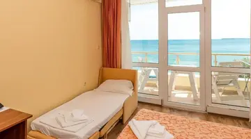 Iris (St. Vlas)