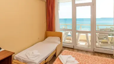 Iris (St. Vlas)