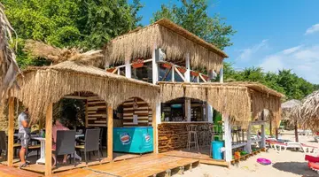 Iris (St. Vlas)