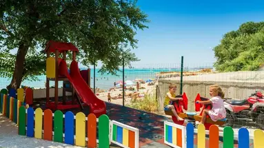 Iris (St. Vlas)