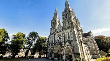 Irlandia i Irlandia Północna - legendy wykute w skałach