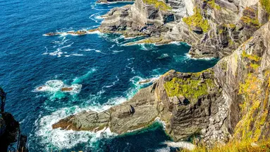 Irlandia i Irlandia Północna - legendy wykute w skałach