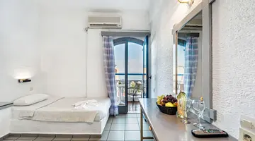 Iro Hotel