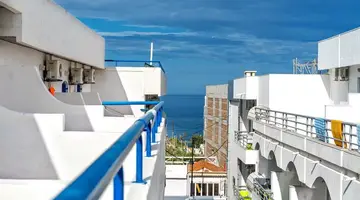 Iro Hotel