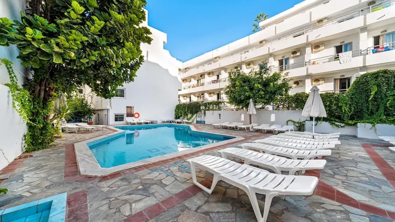 Iro Hotel