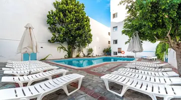 Iro Hotel
