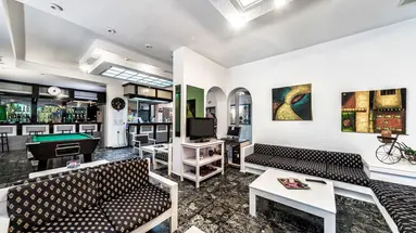 Iro Hotel