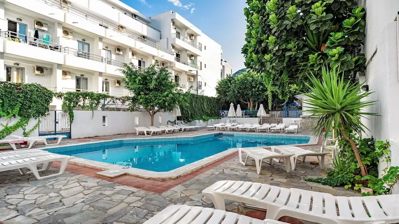 Iro Hotel