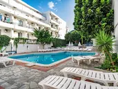 Iro Hotel