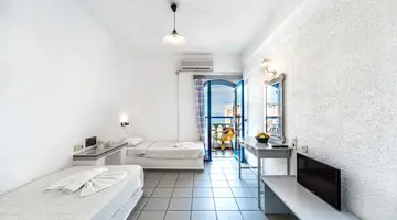 Iro Hotel