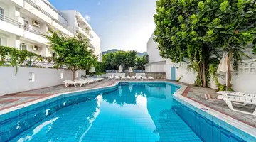 Iro Hotel