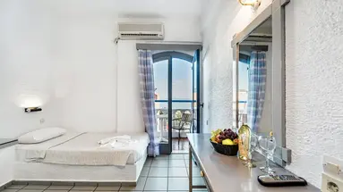 Iro Hotel