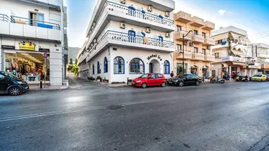 Iro Hotel