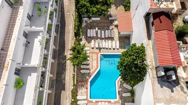 Iro Hotel