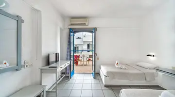 Iro Hotel