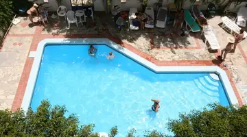 Iro Hotel