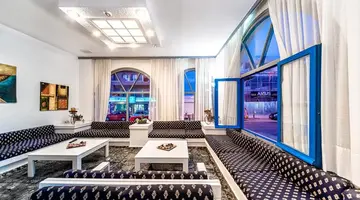 Iro Hotel