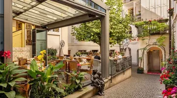 Iron Gate Hotel & Suites Prague by BHG