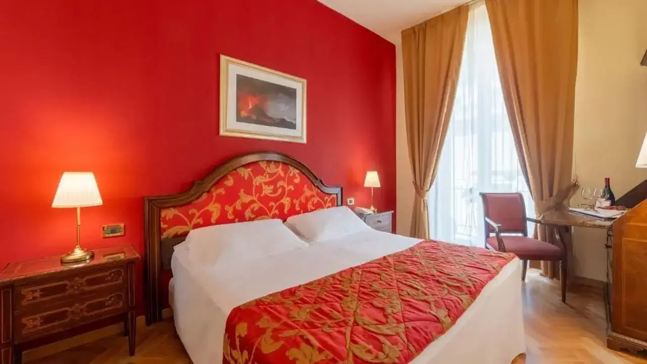 ISABELLA HOTEL