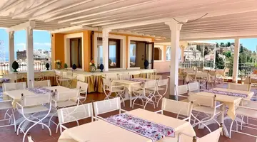 ISABELLA HOTEL