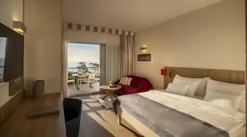 Isabella Island Hotel