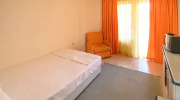 ISKAR HOTEL