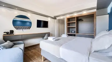 Island City Boutique Hotel