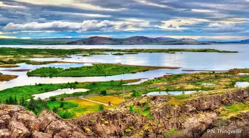 Islandia - Białe Noce na Czarnej Plaży
