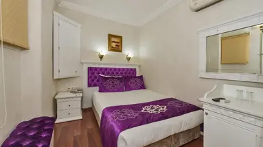 Istanbul Holiday Hotel