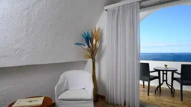 ISTRON BAY