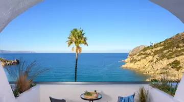 ISTRON BAY