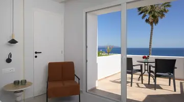 ISTRON BAY