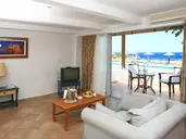 ISTRON BAY