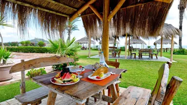 Itropika Beach