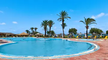 Itropika Beach