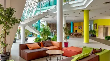 Ivana Palace